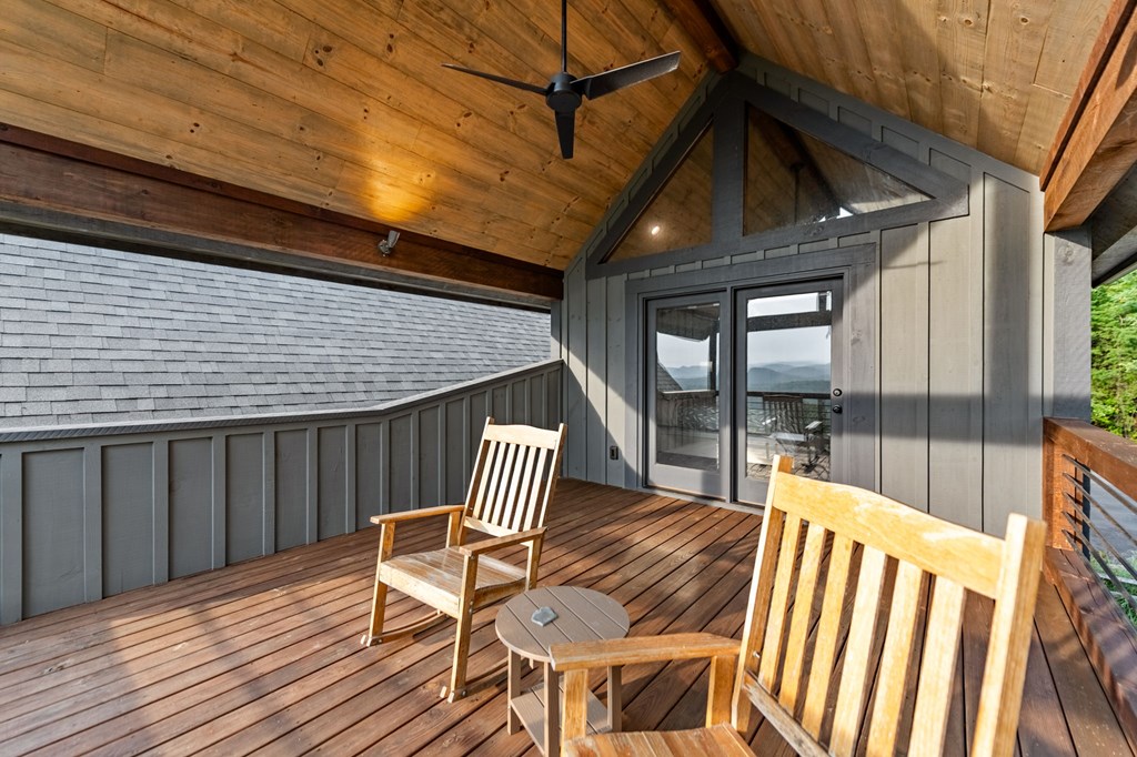 825 Price Road