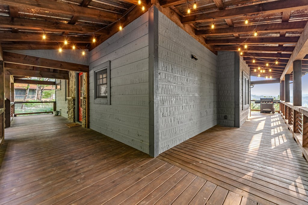 825 Price Road