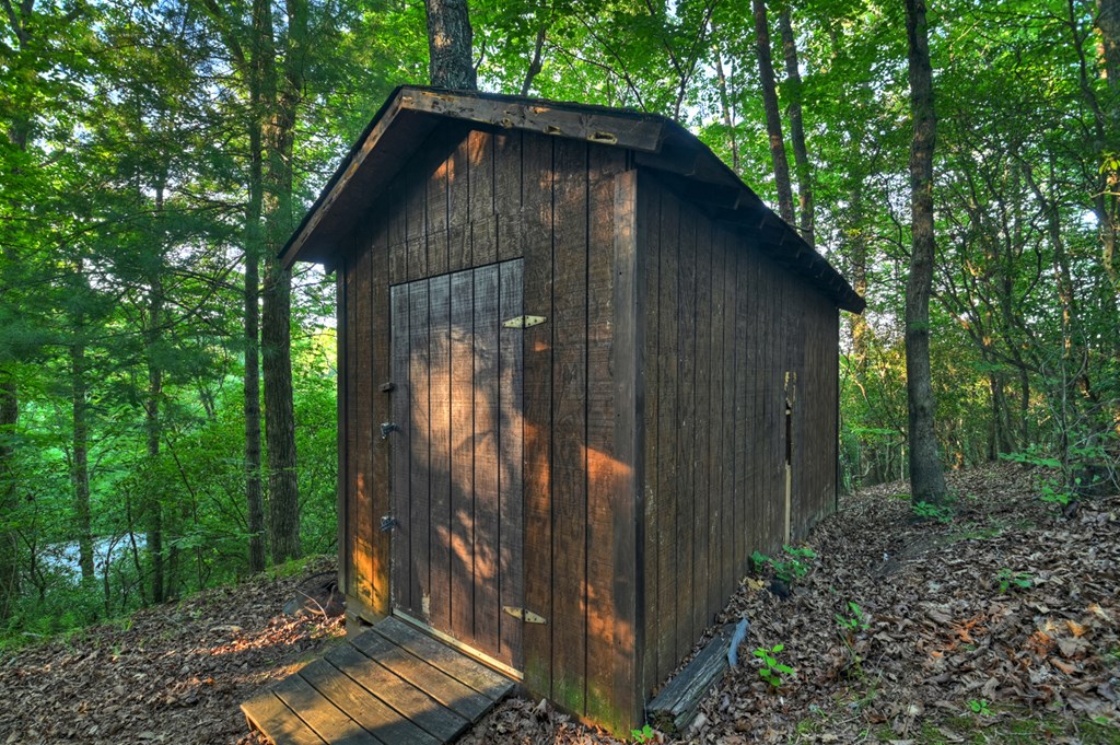 932 Granny Branch Drive