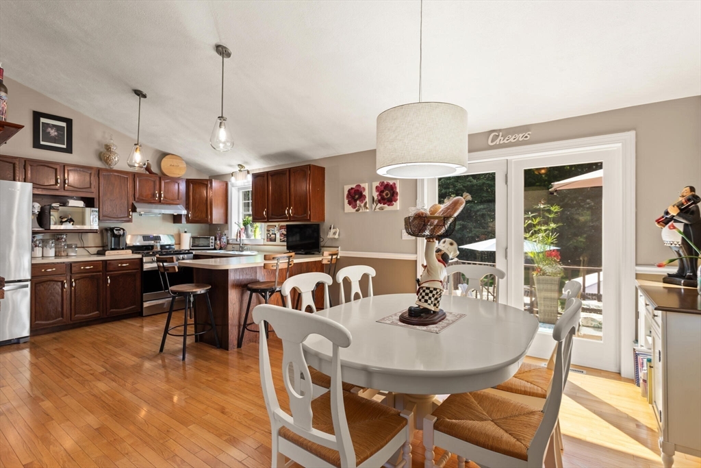 7 Rodeo Cir