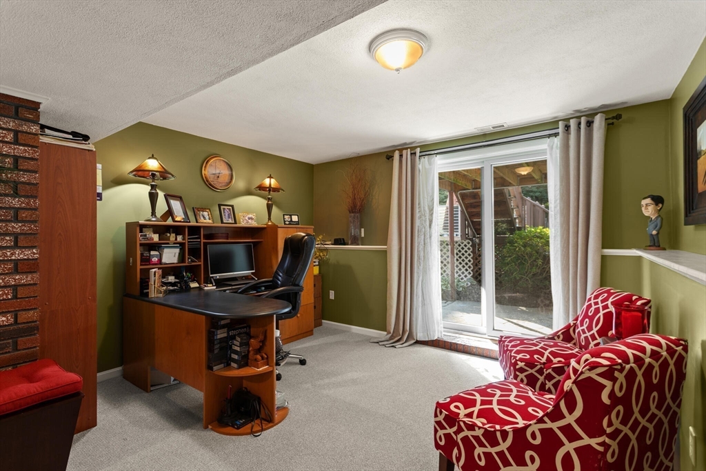 7 Rodeo Cir