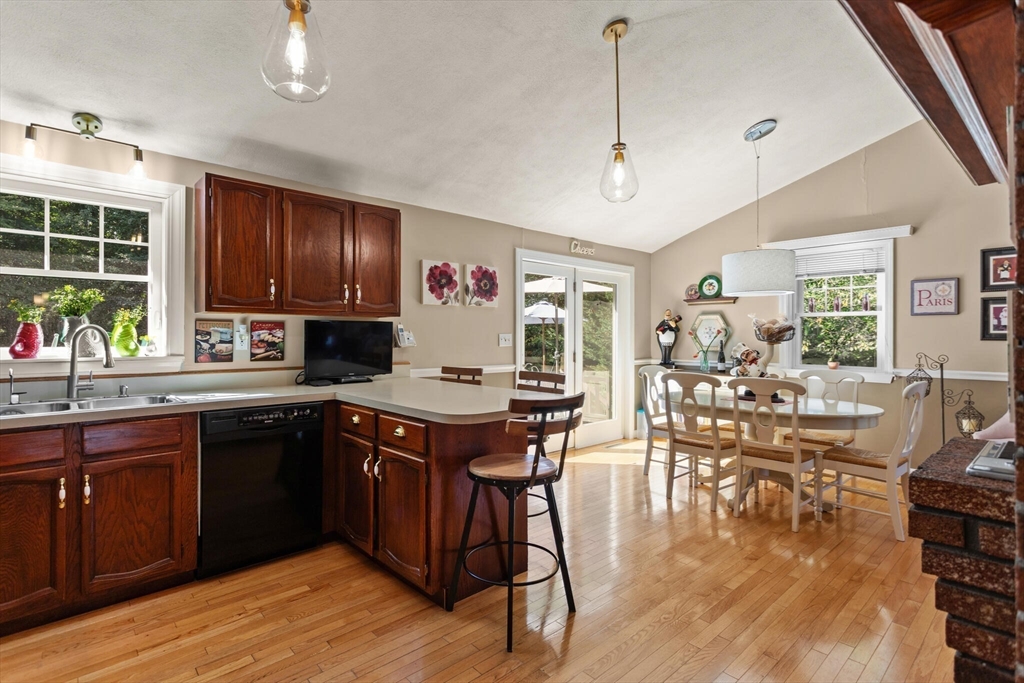 7 Rodeo Cir