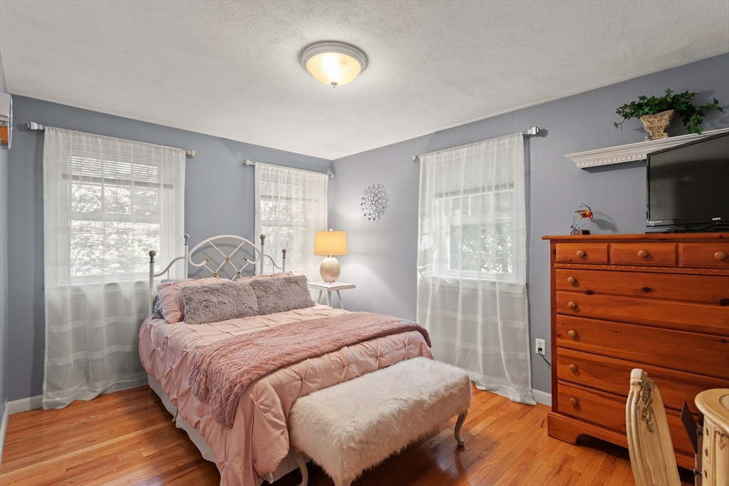7 Rodeo Cir