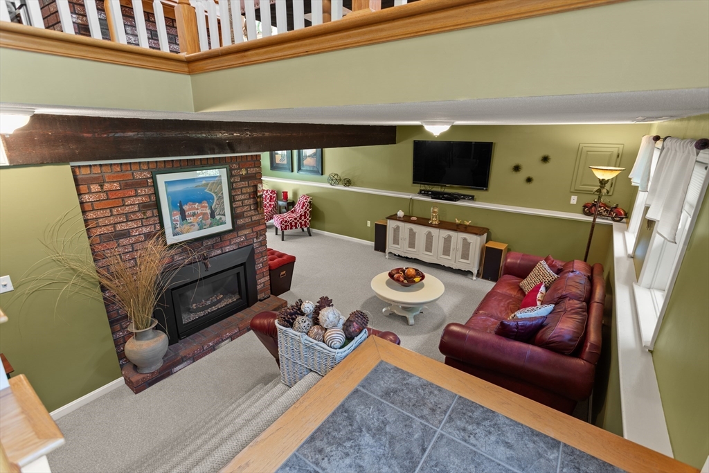 7 Rodeo Cir