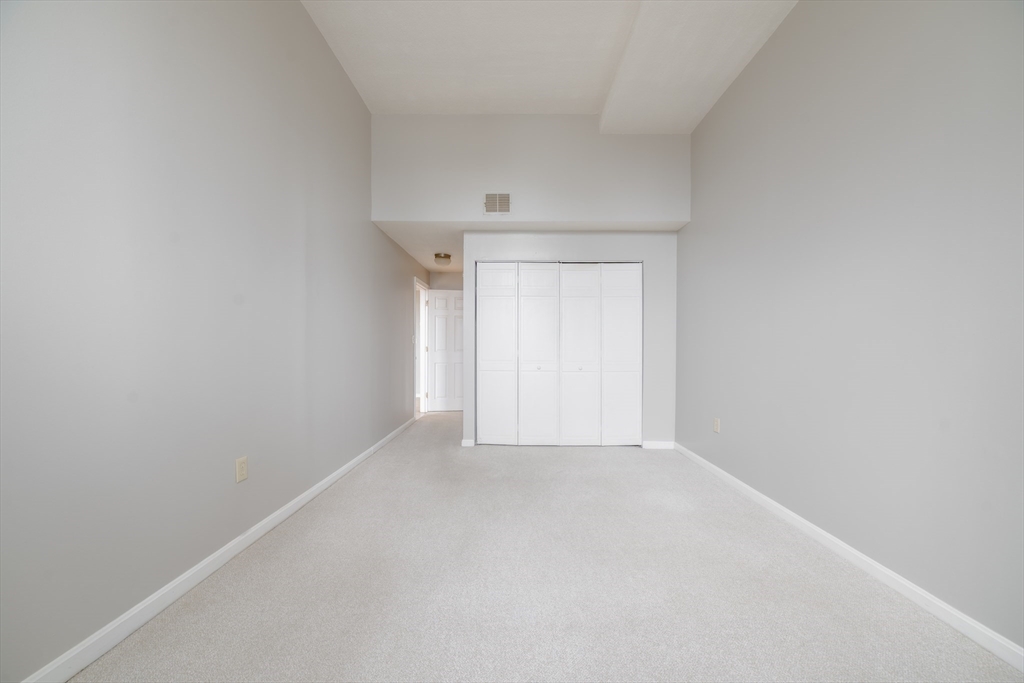94 Newbury Ave # 201