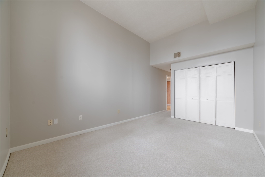 94 Newbury Ave # 201