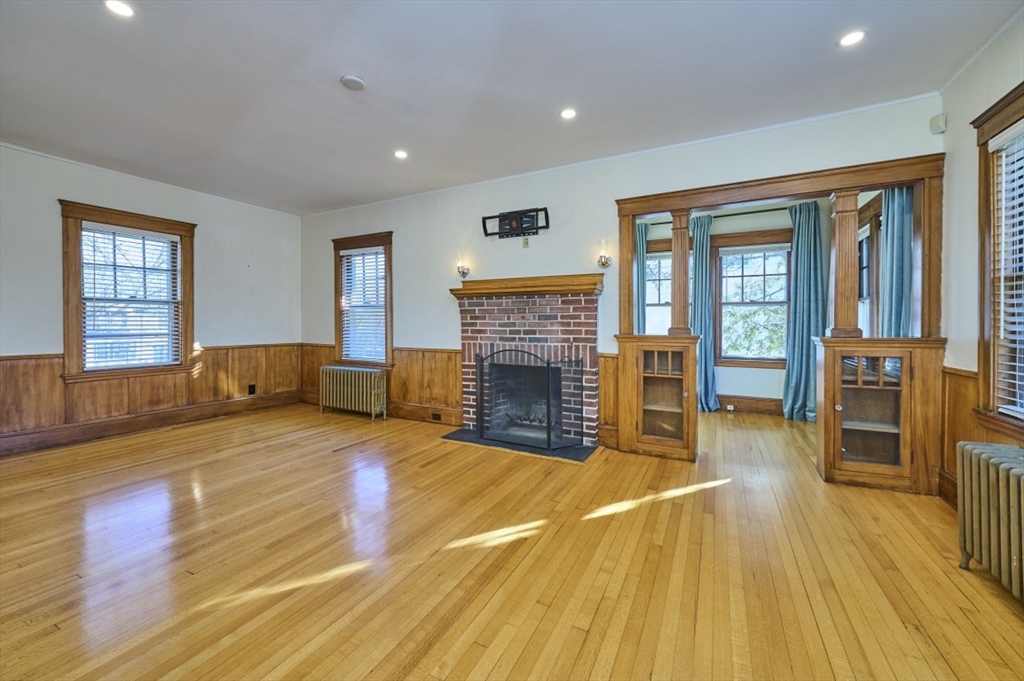 197 Governors Ave