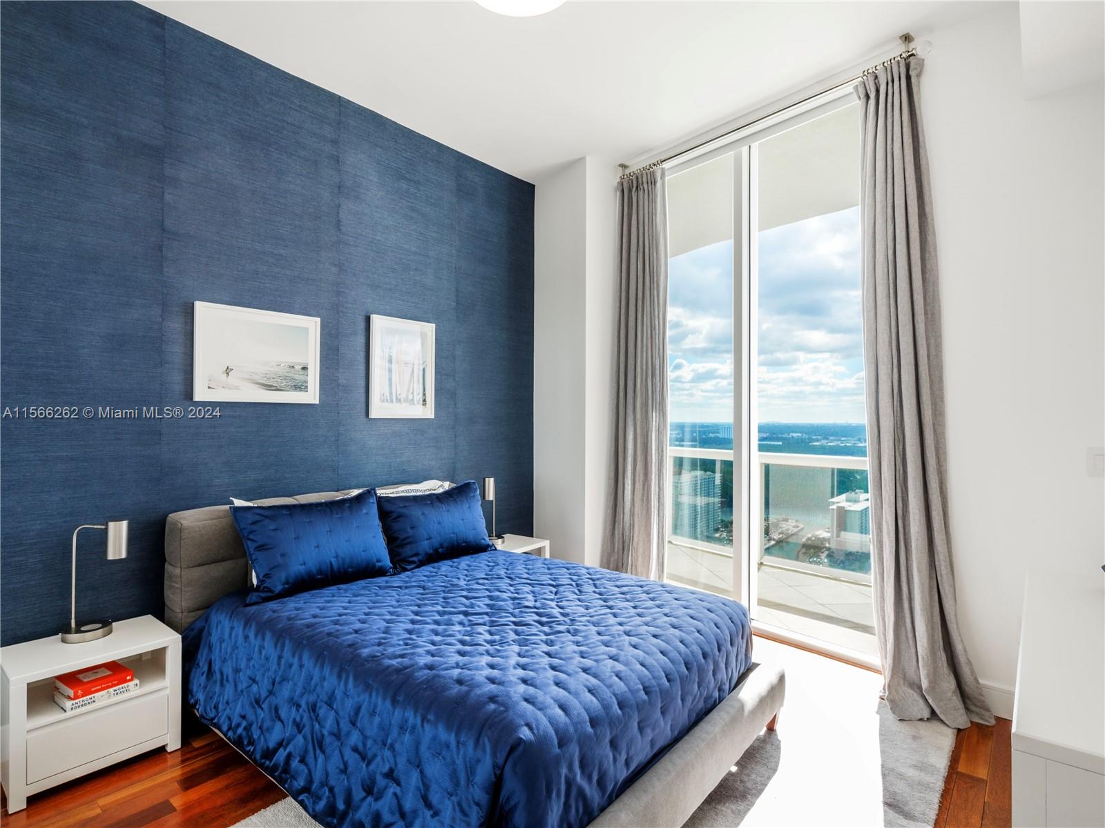 16001 Collins Ave # 3605