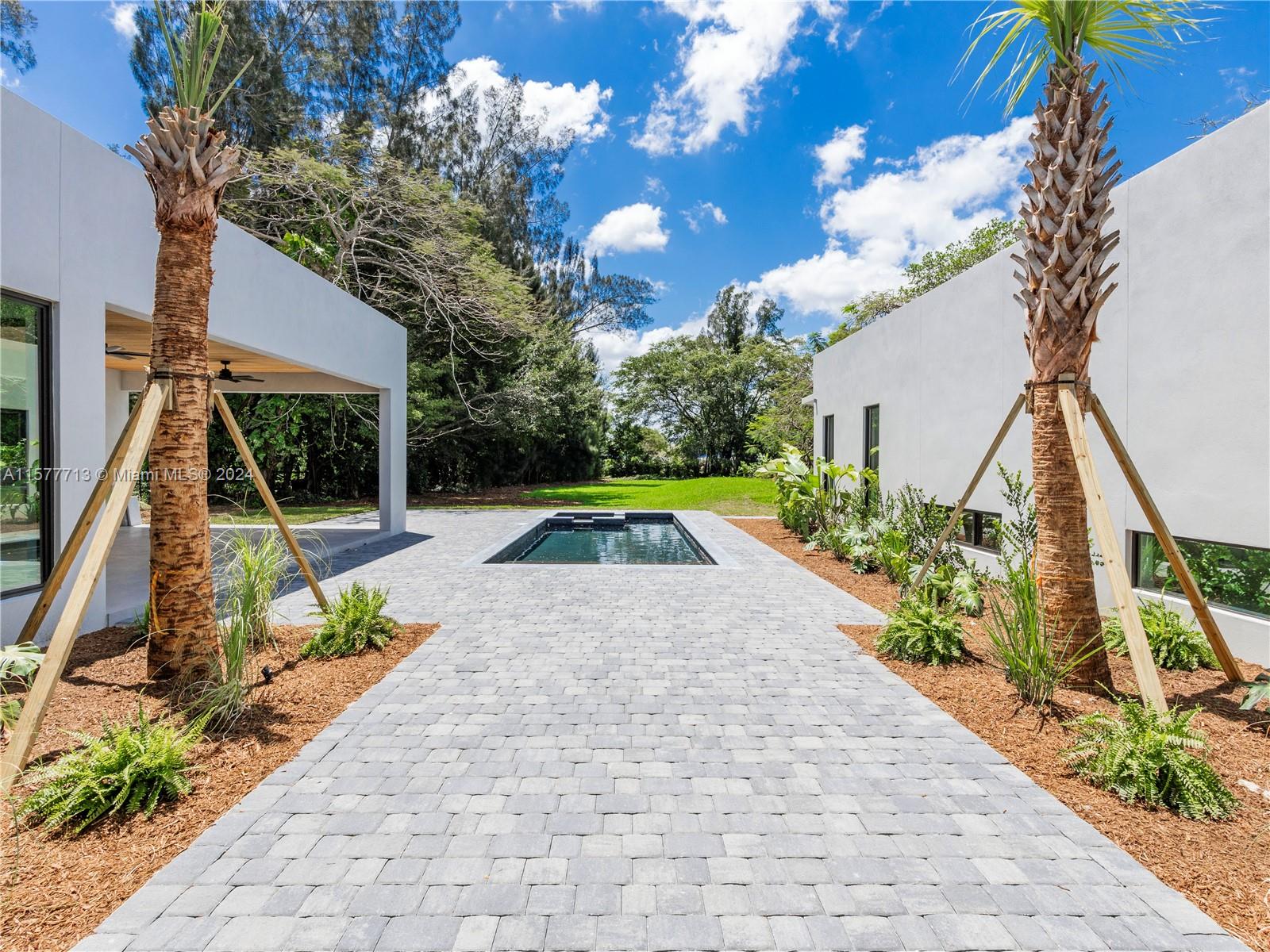 5700 Cypress Rd