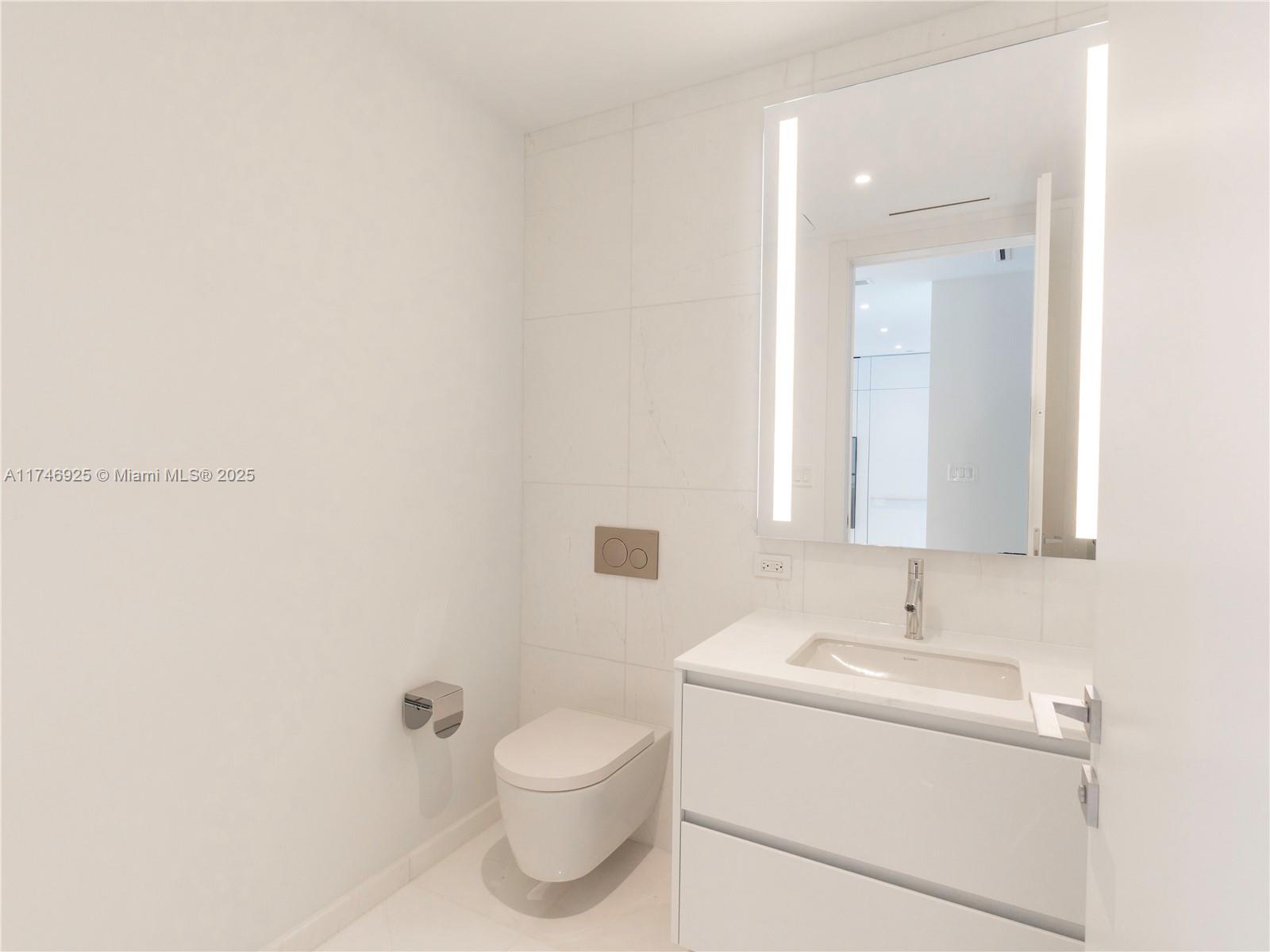 300 Biscayne Blvd Way # 4305