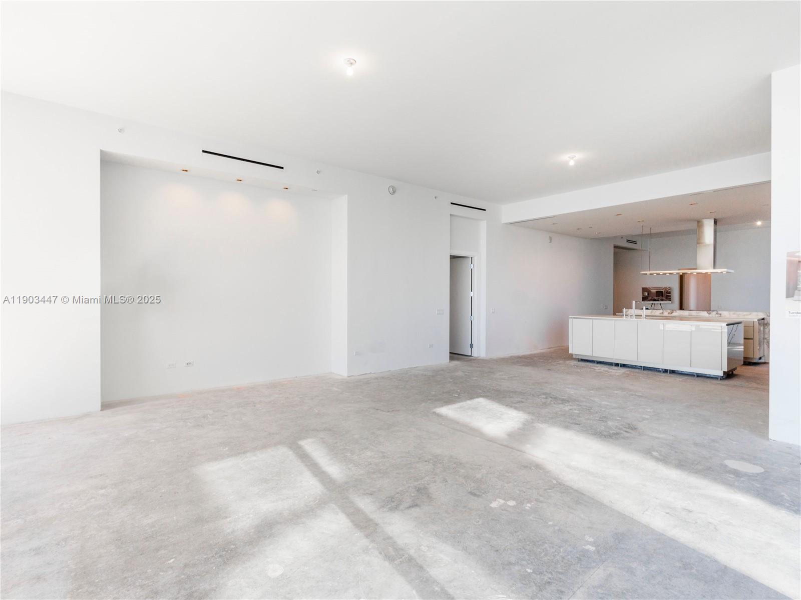 18501 Collins Av # 1501