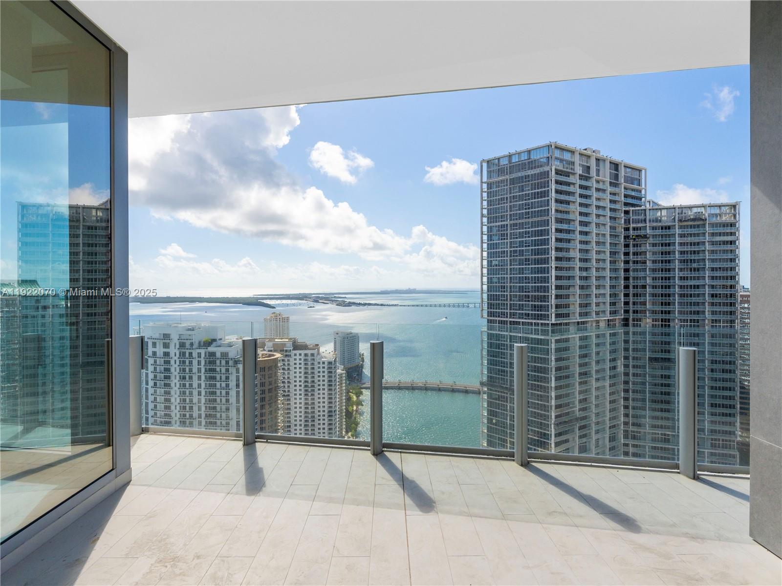 300 Biscayne Boulevard Way # 4305W