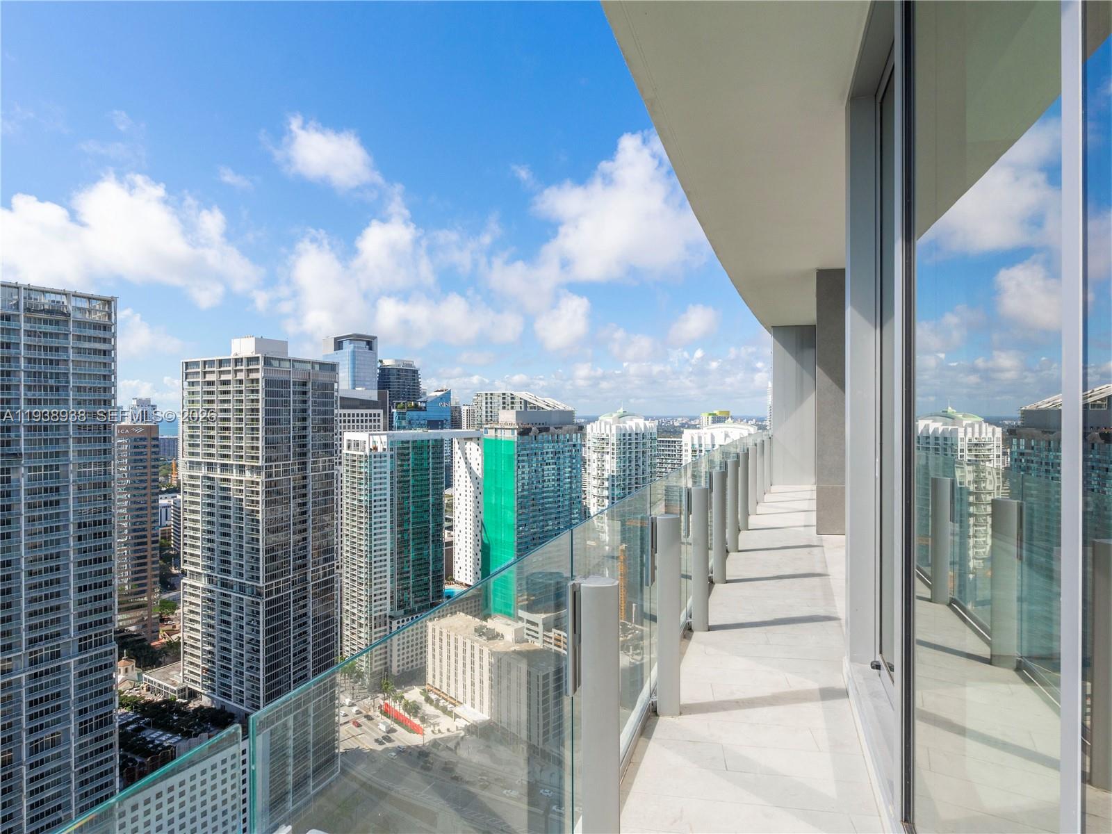 300 Biscayne Boulevard Way # 4305W