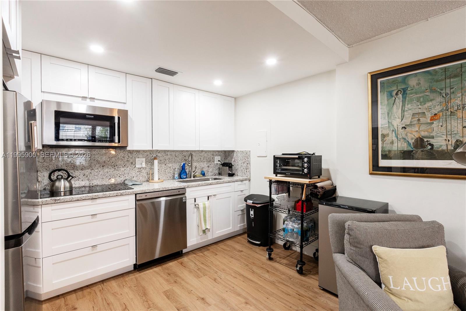 1440 Brickell Bay Dr # 201