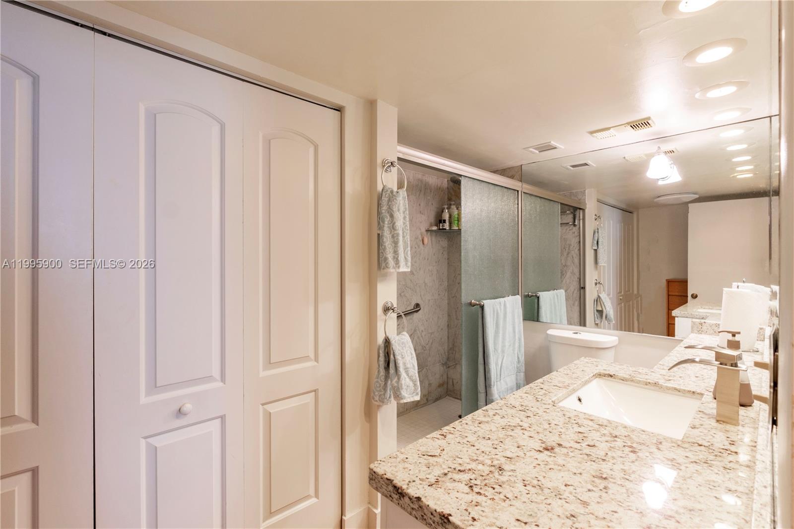 1440 Brickell Bay Dr # 201