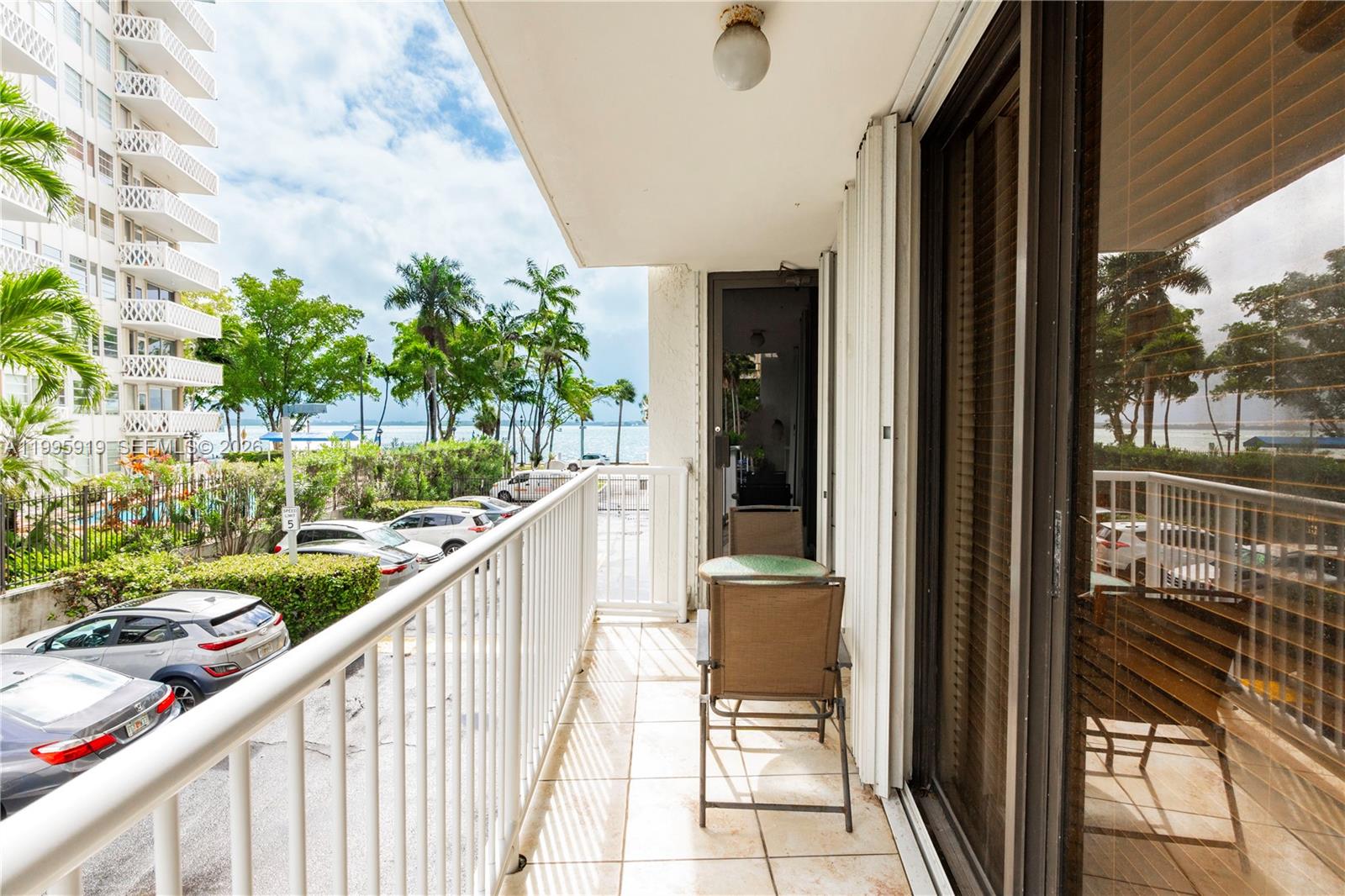 1440 Brickell Bay Dr # 203