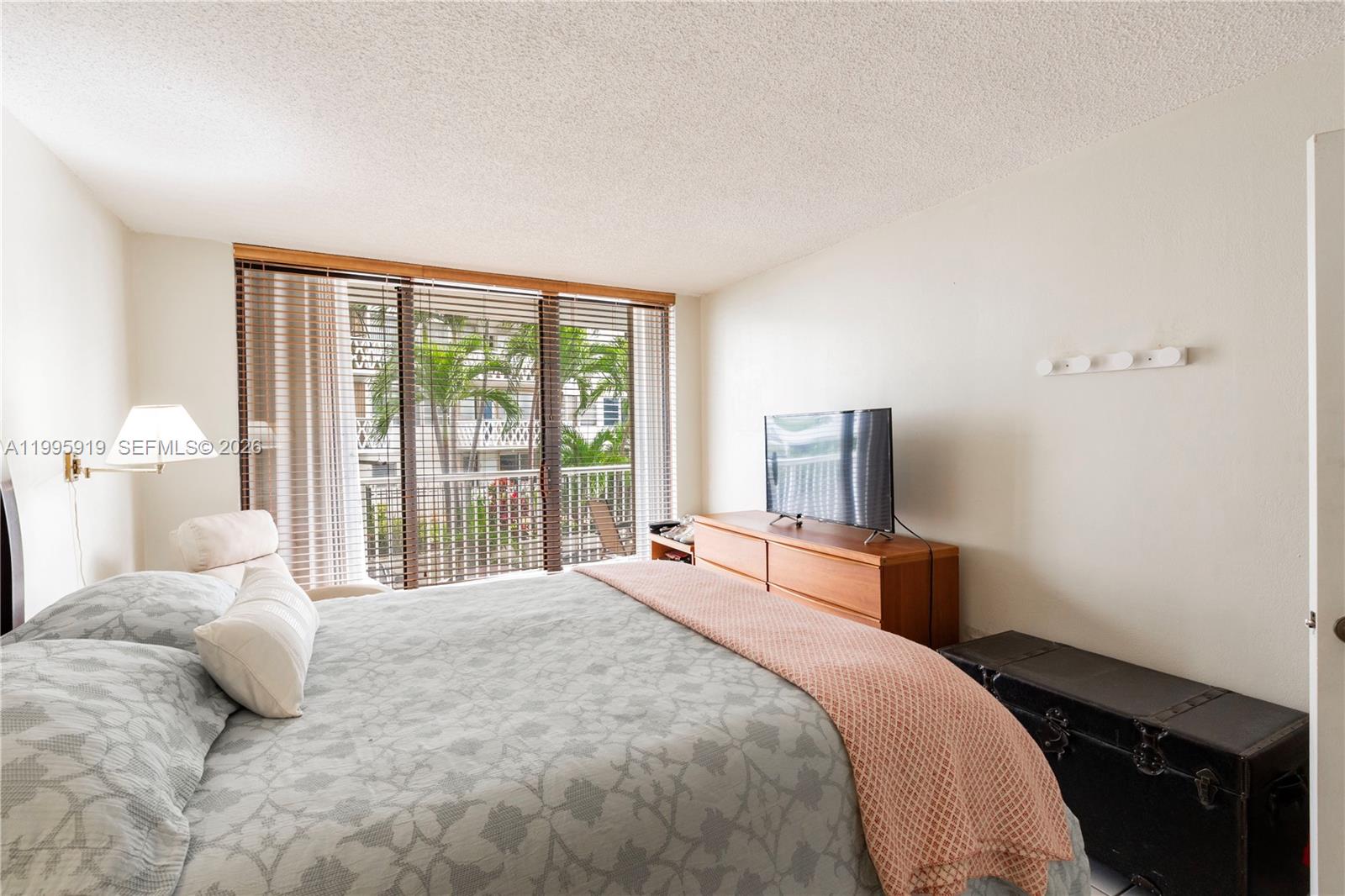 1440 Brickell Bay Dr # 203