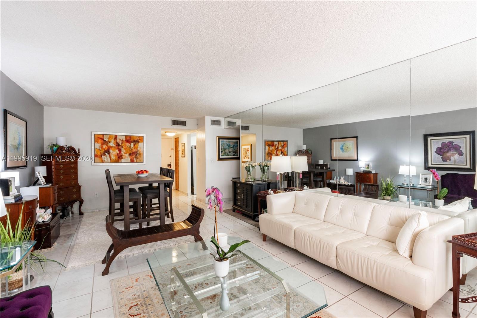 1440 Brickell Bay Dr # 203