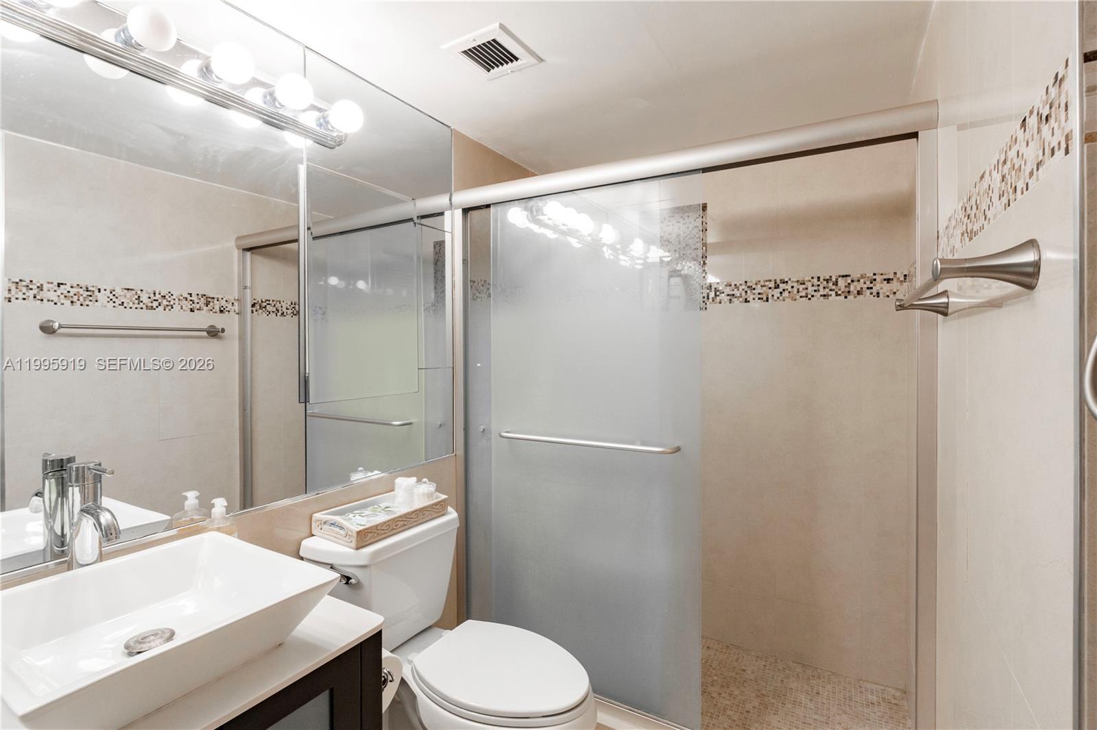 1440 Brickell Bay Dr # 203