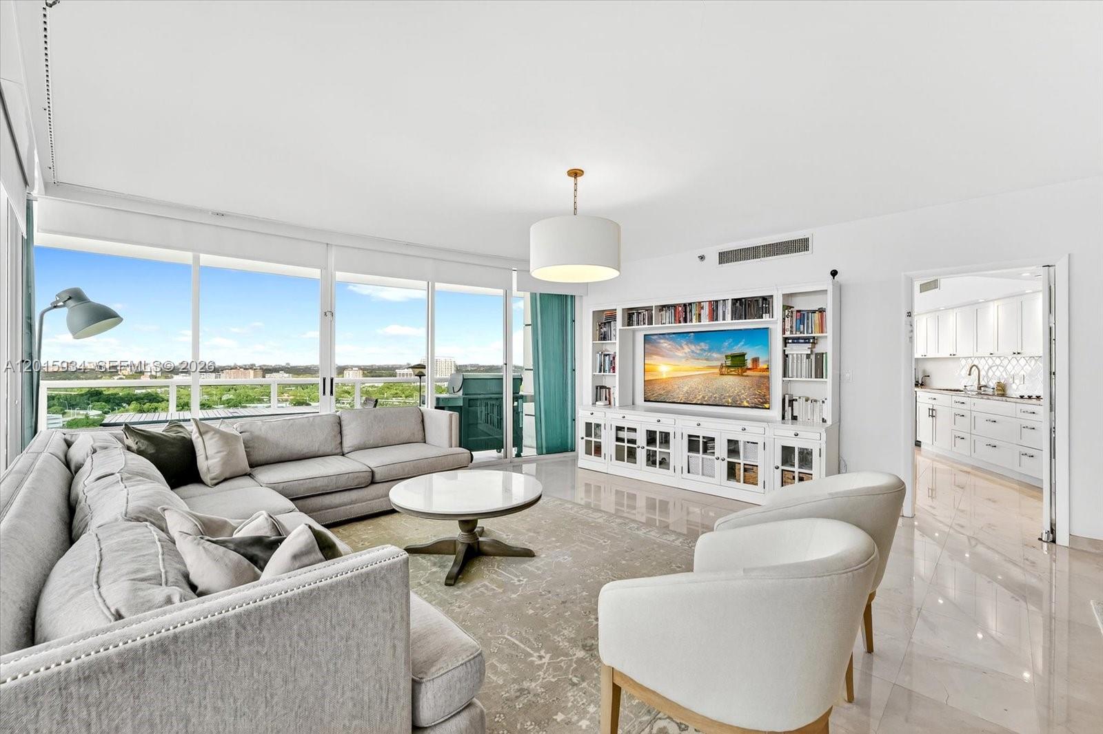 2127 Brickell Ave # 2005