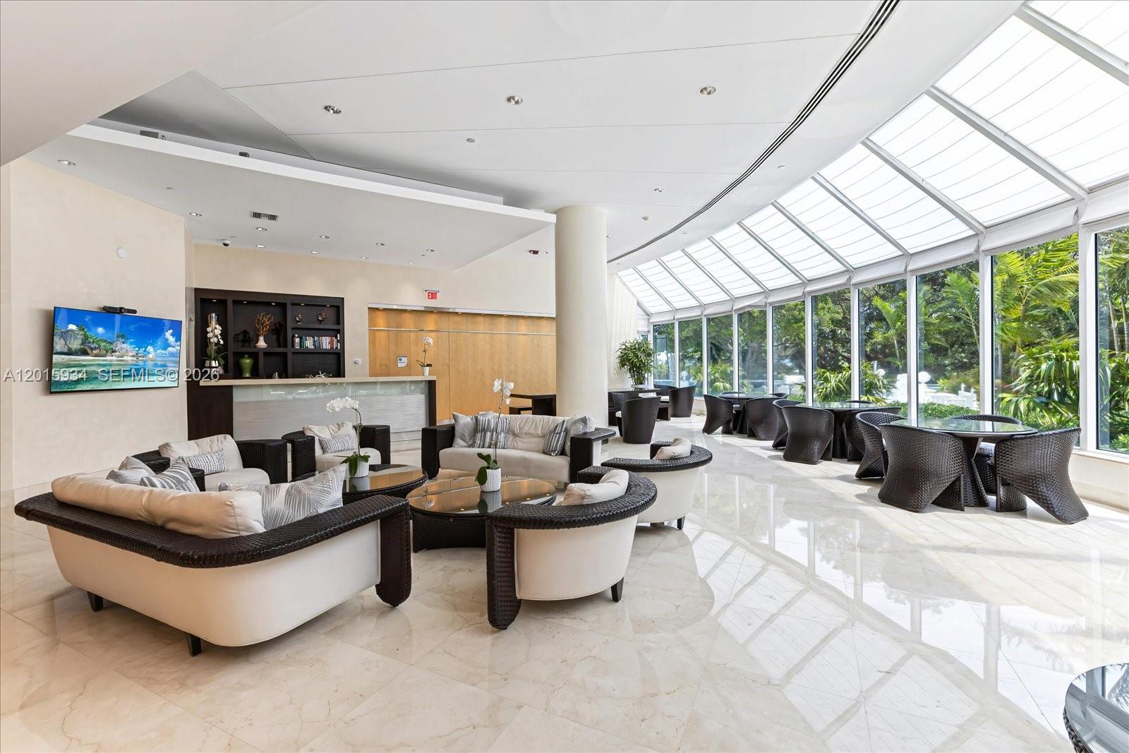 2127 Brickell Ave # 2005