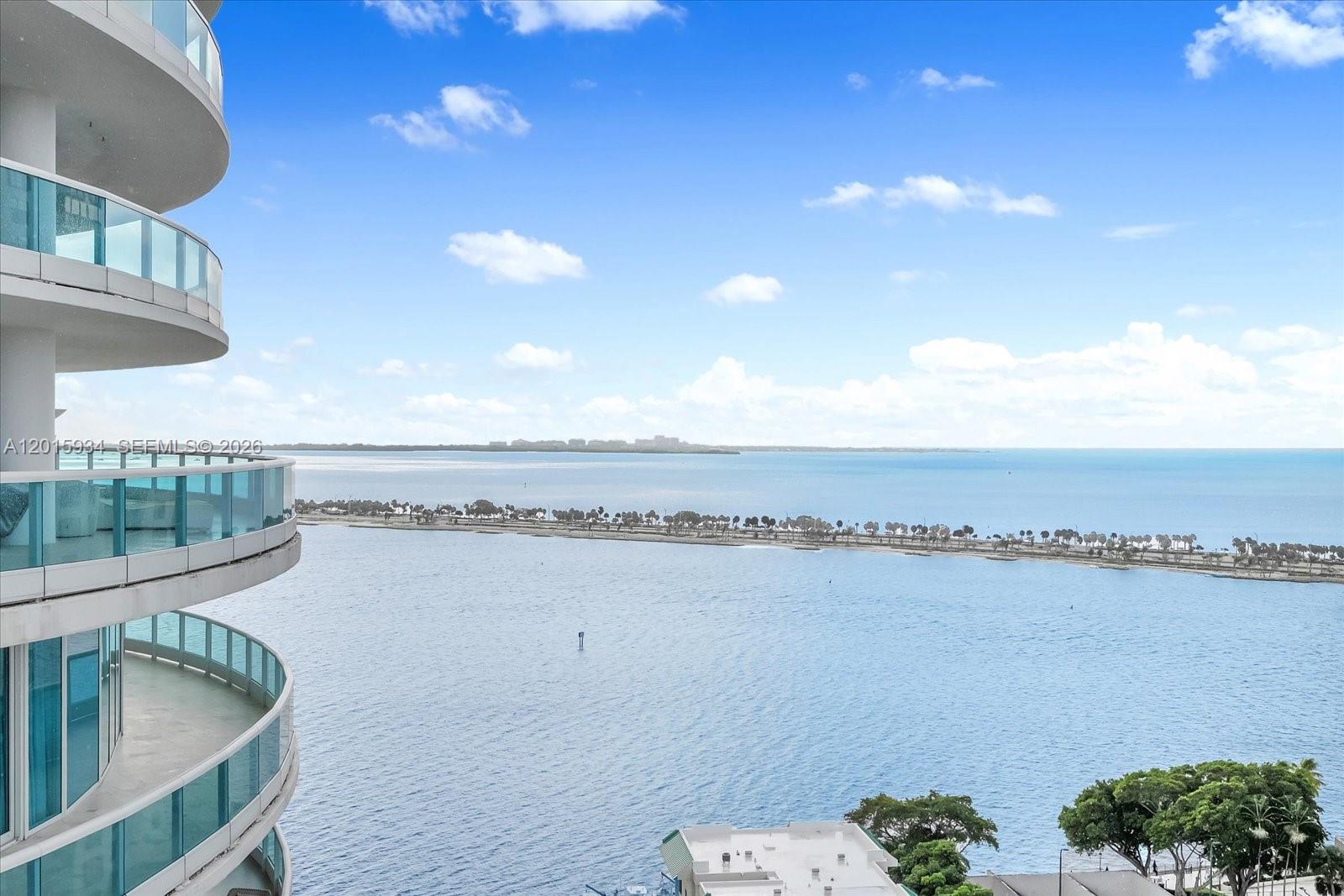 2127 Brickell Ave # 2005