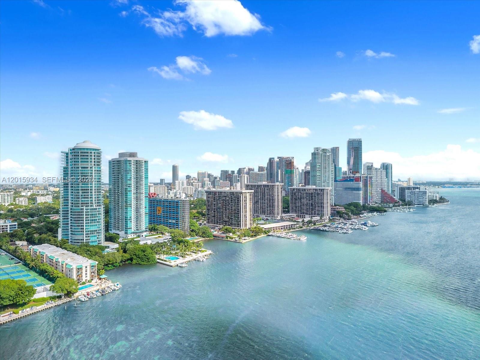 2127 Brickell Ave # 2005
