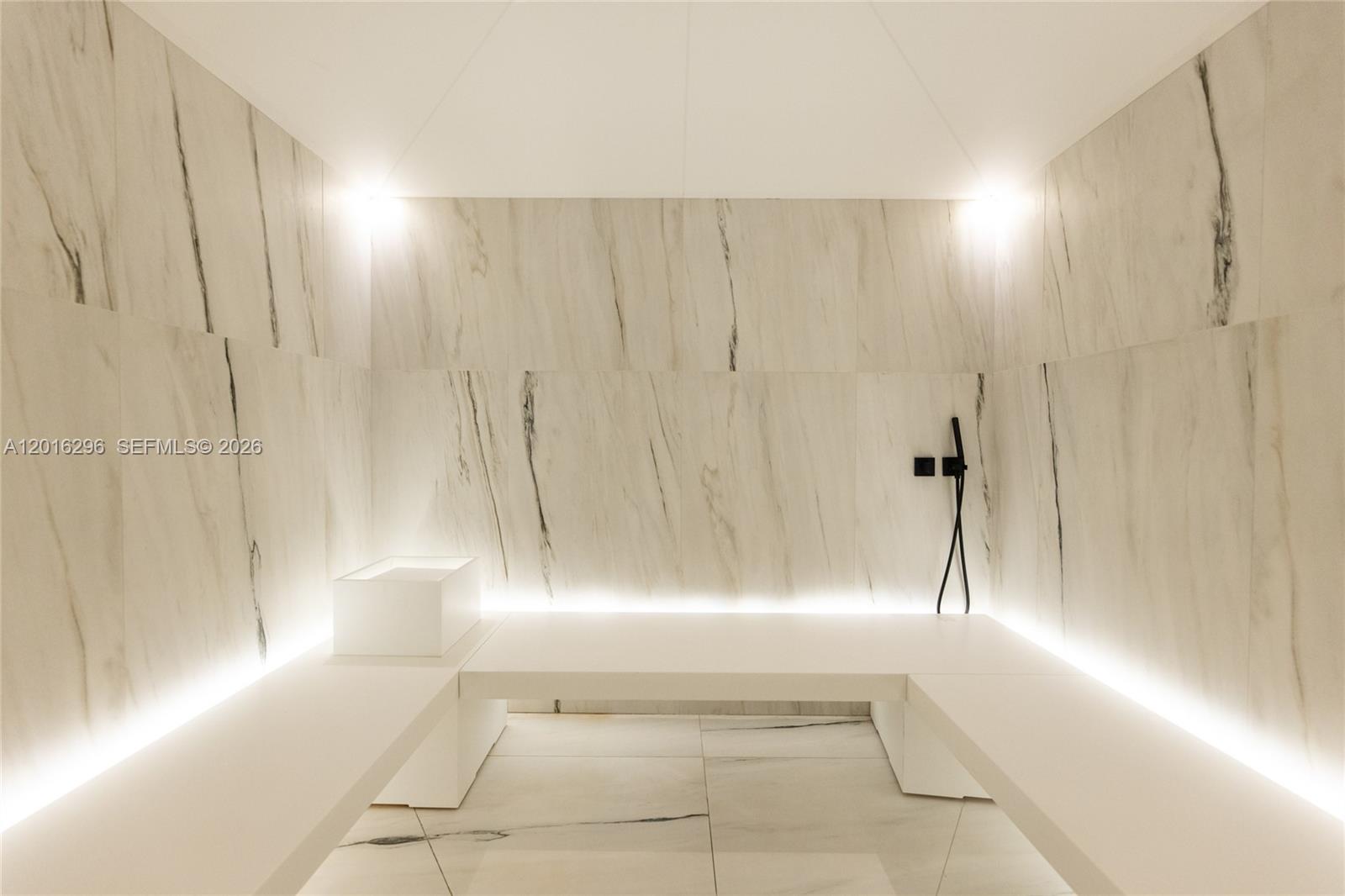 17975 Collins Ave # 1402 Unit: N-1402
