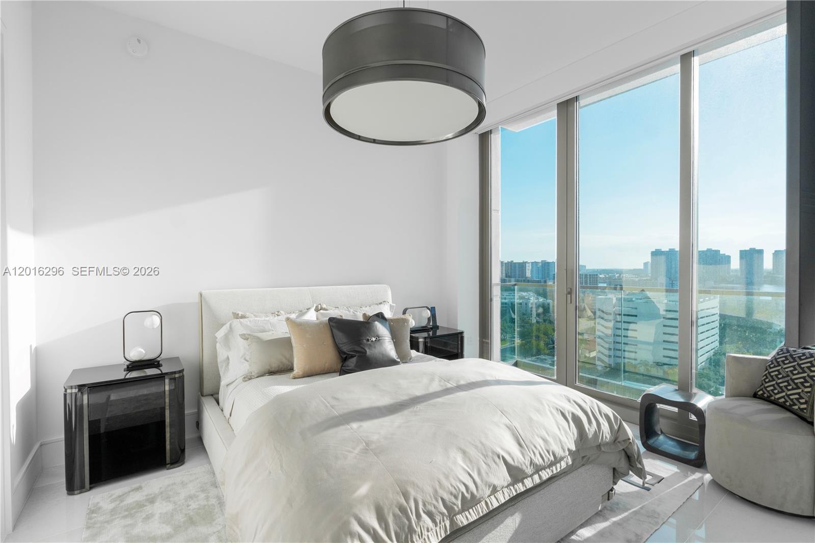 17975 Collins Ave # 1402 Unit: N-1402