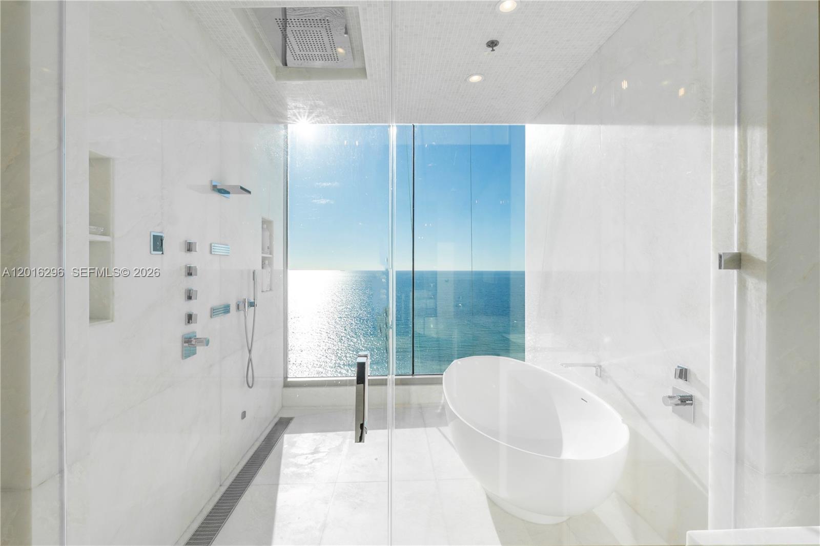17975 Collins Ave # 1402 Unit: N-1402
