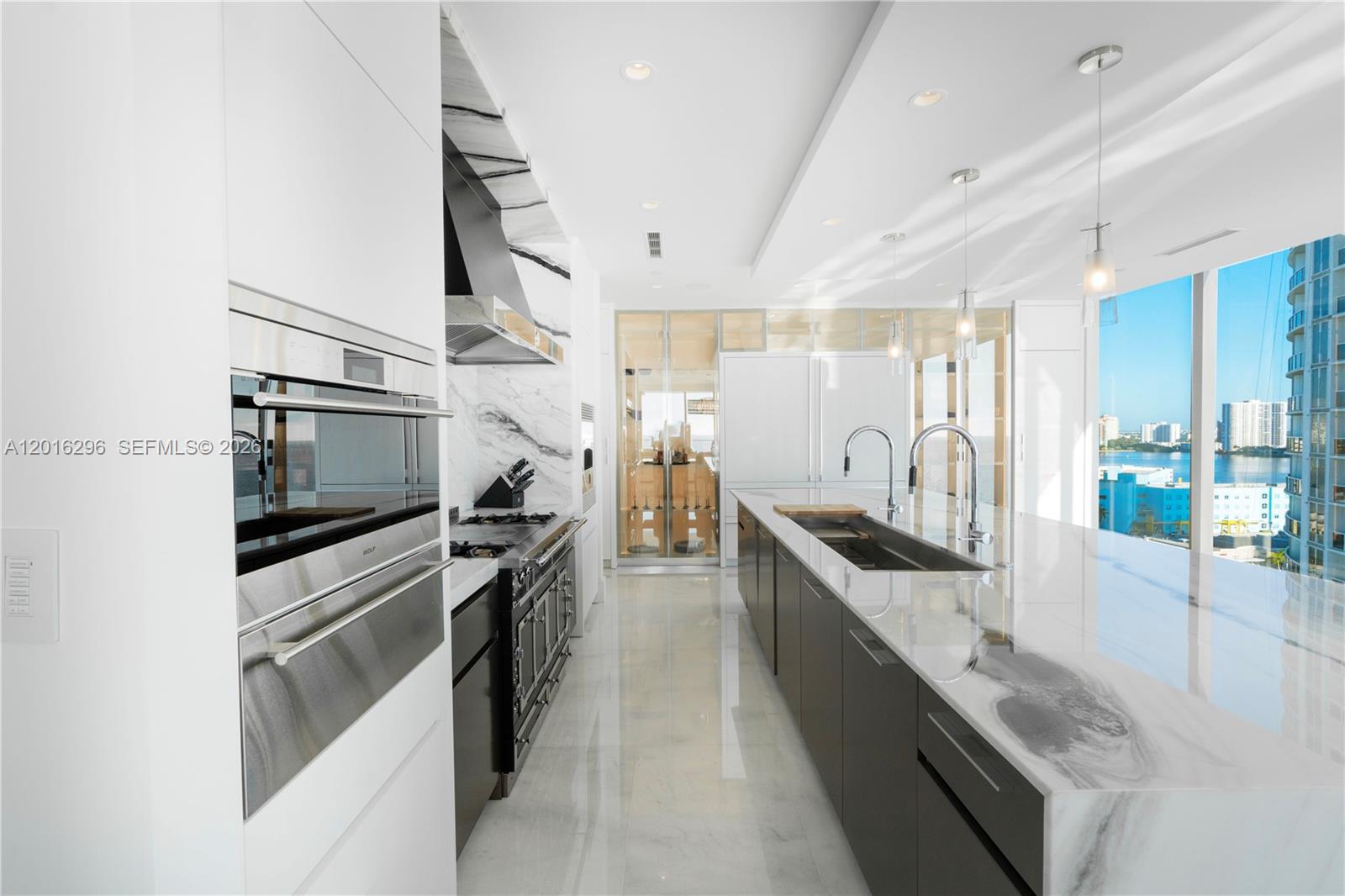 17975 Collins Ave # 1402 Unit: N-1402