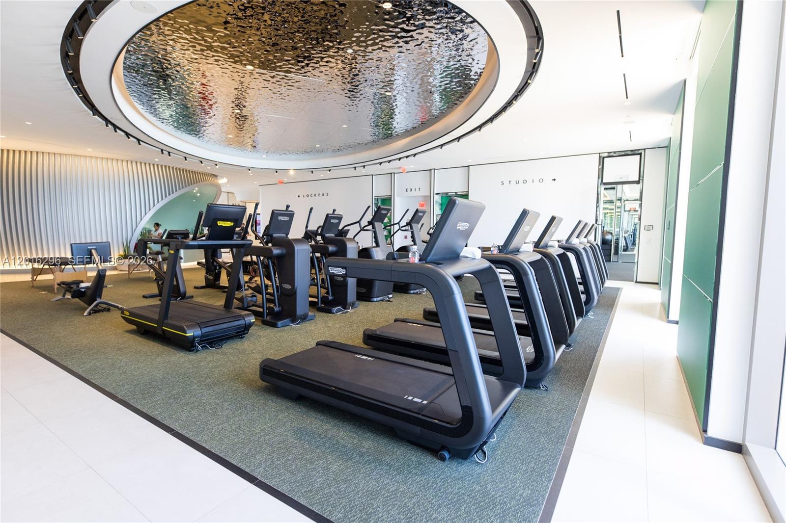 17975 Collins Ave # 1402 Unit: N-1402