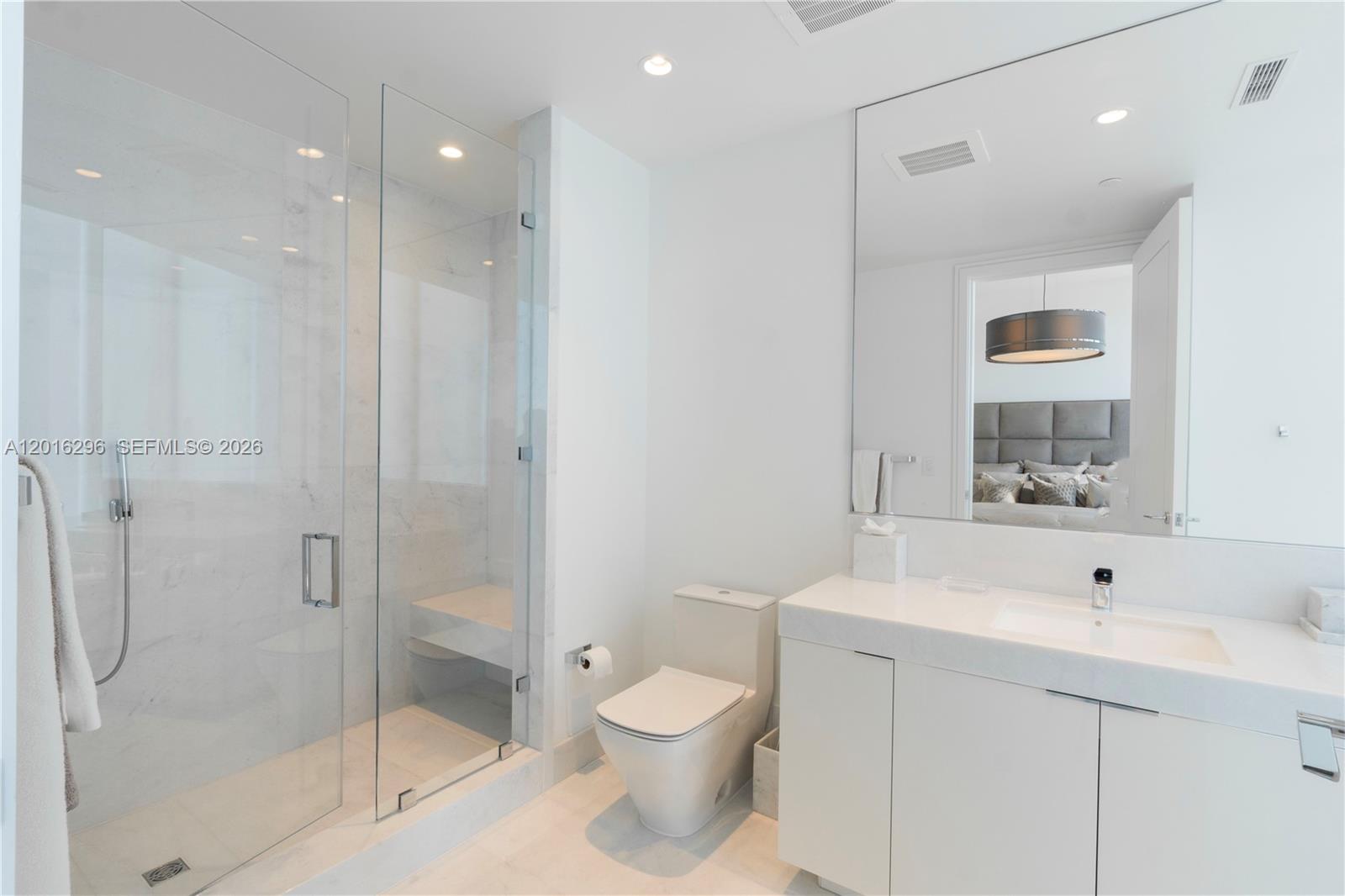 17975 Collins Ave # 1402 Unit: N-1402