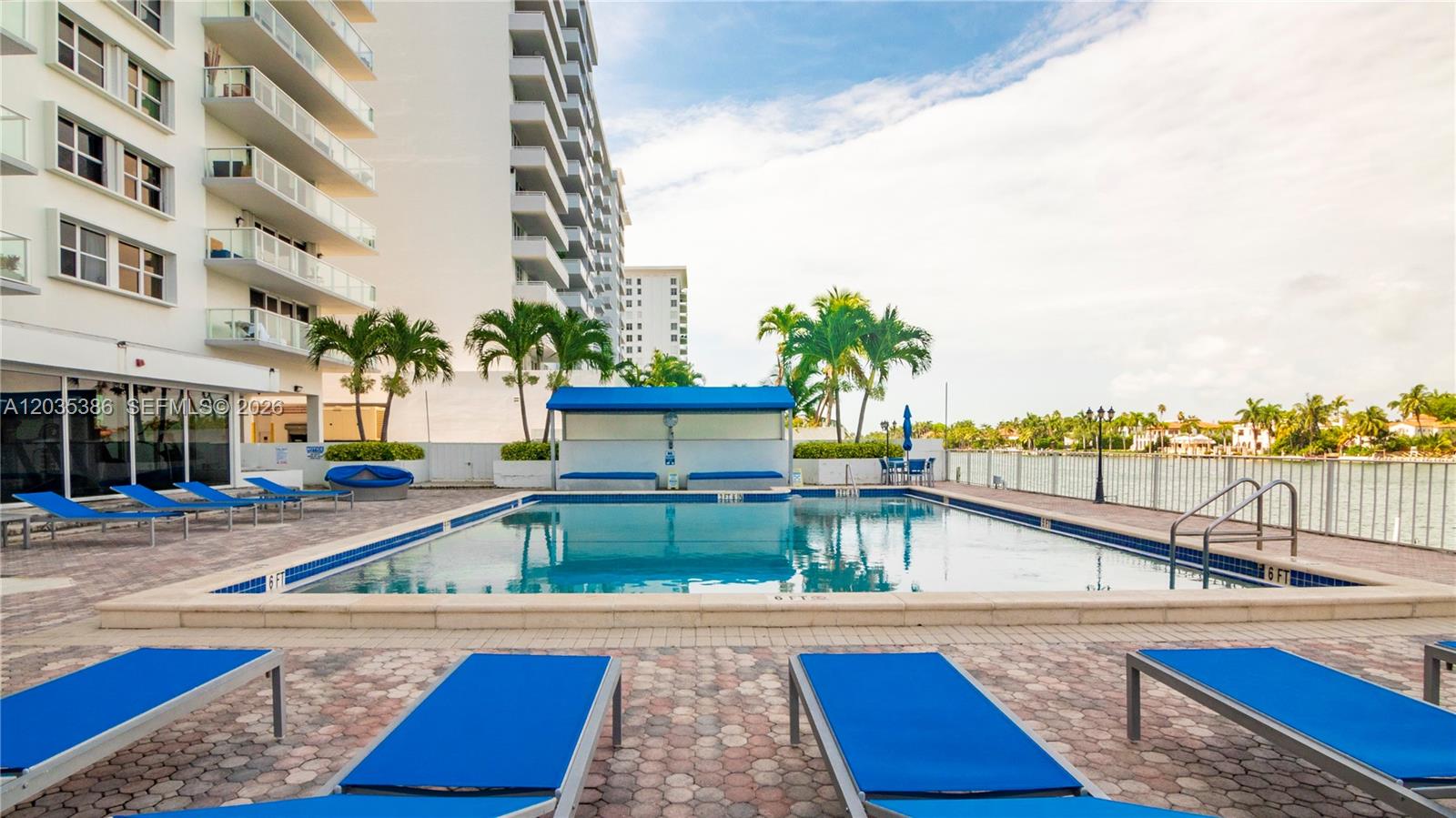 5750 Collins Ave # 7A