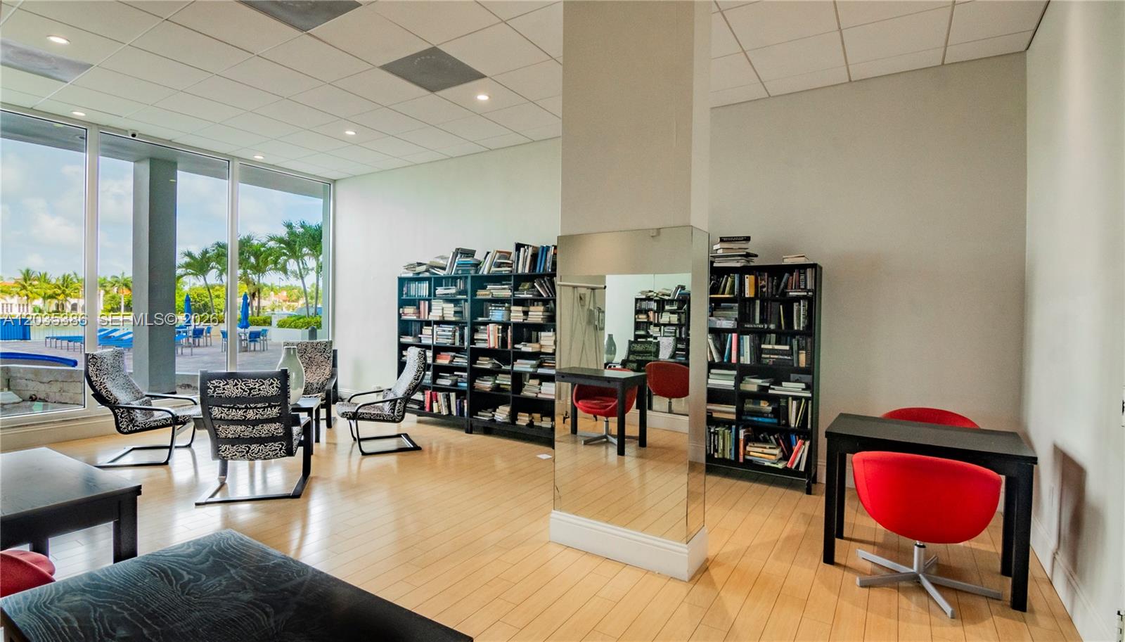 5750 Collins Ave # 7A