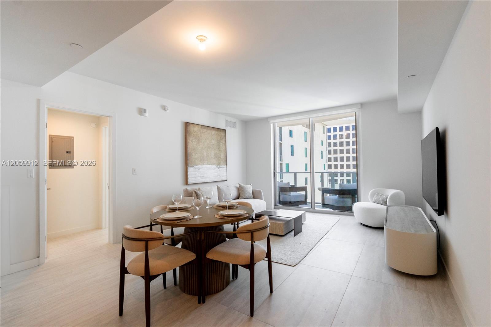 77 SE 5th St # 3308