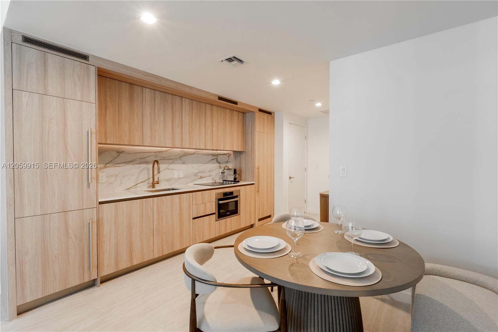 77 SE 5th St # 1910