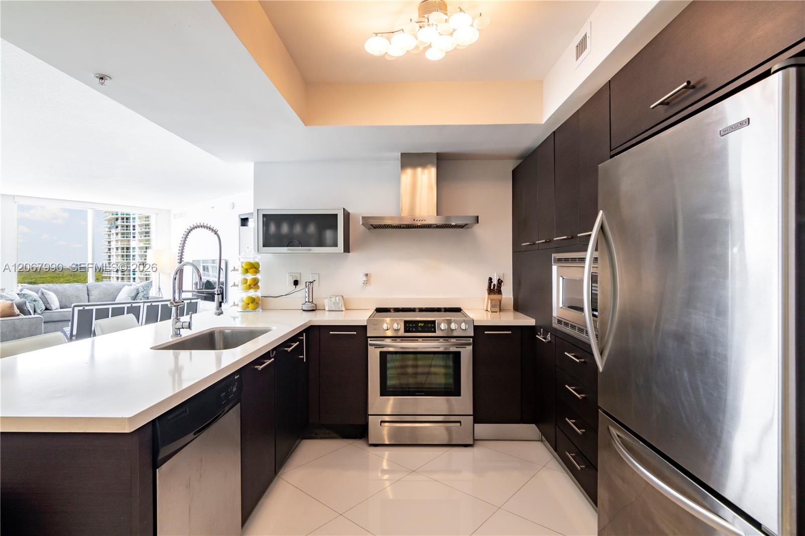 150 Sunny Isles Blvd # 1604 Unit: 1-1604