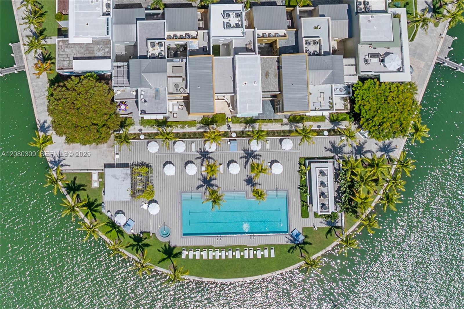 6101 Aqua Ave Unit: PH11A