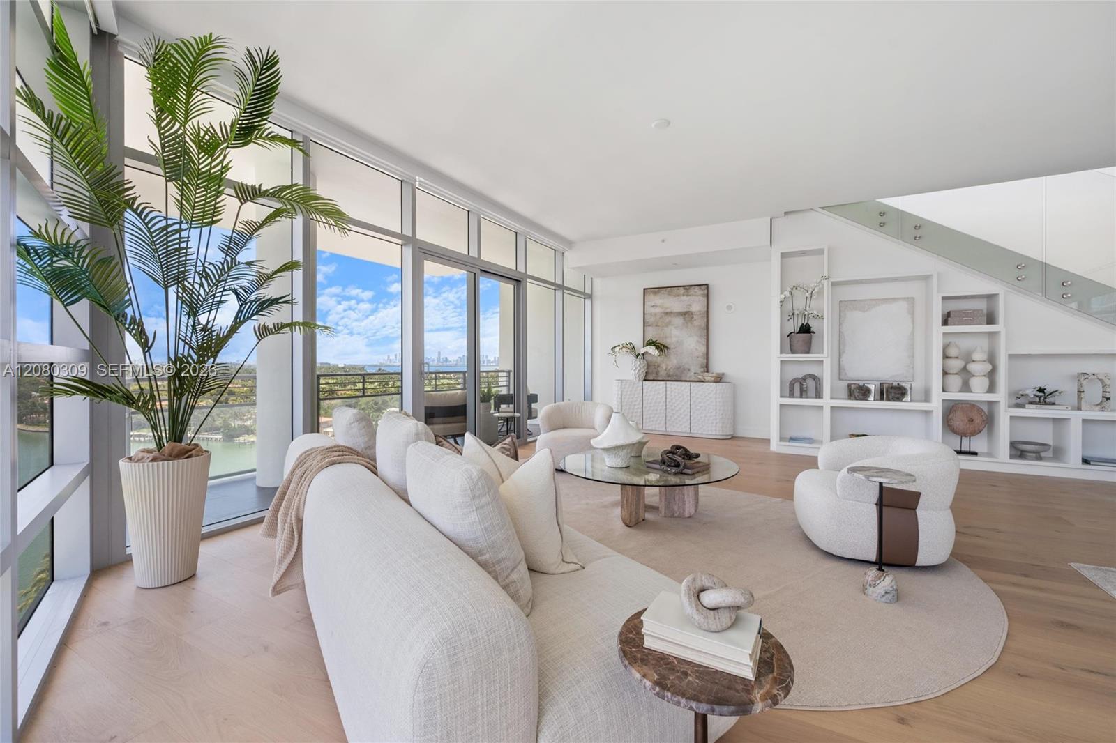 6101 Aqua Ave Unit: PH11A