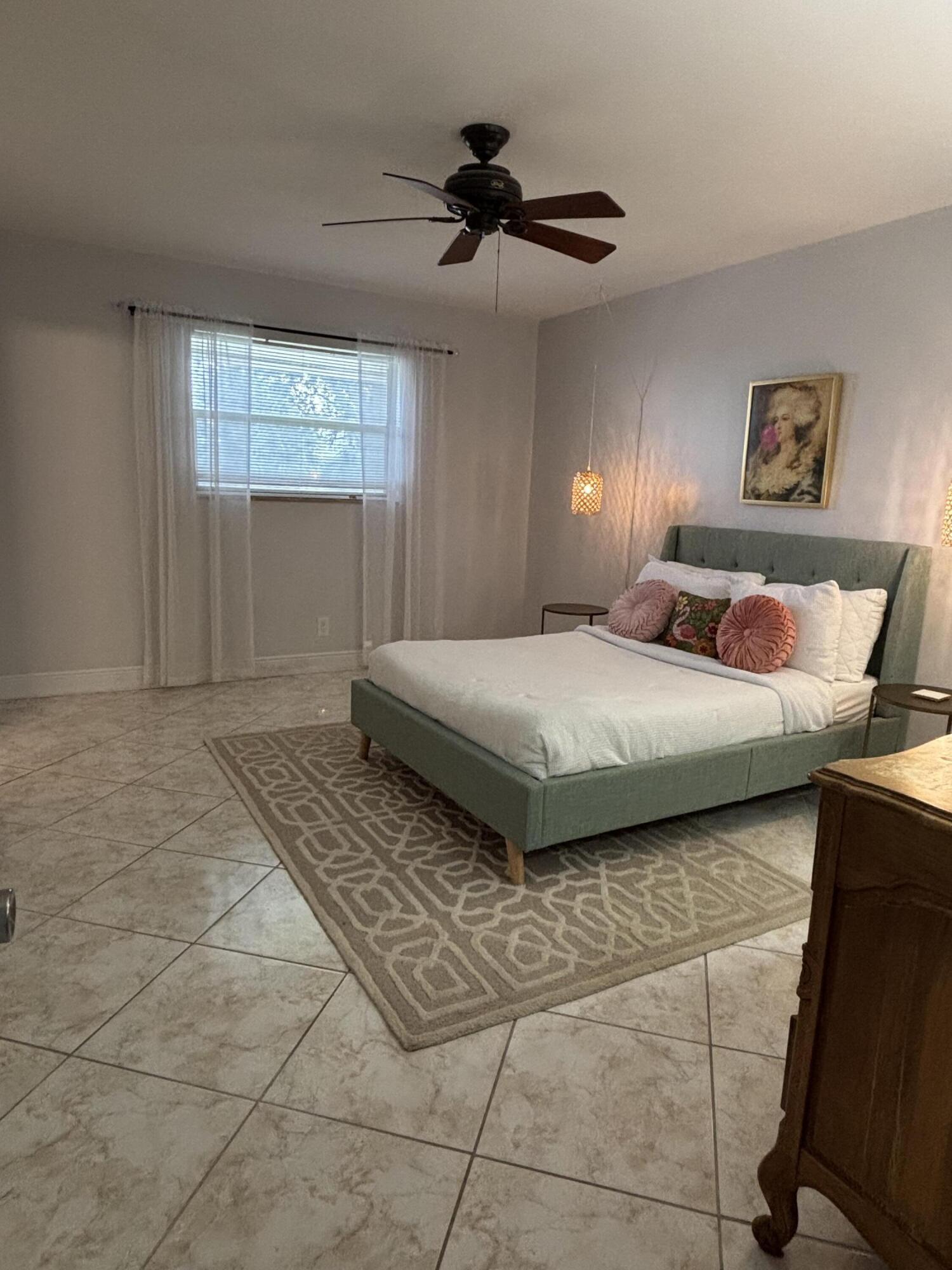 510 Prosperity Farms Road 8b