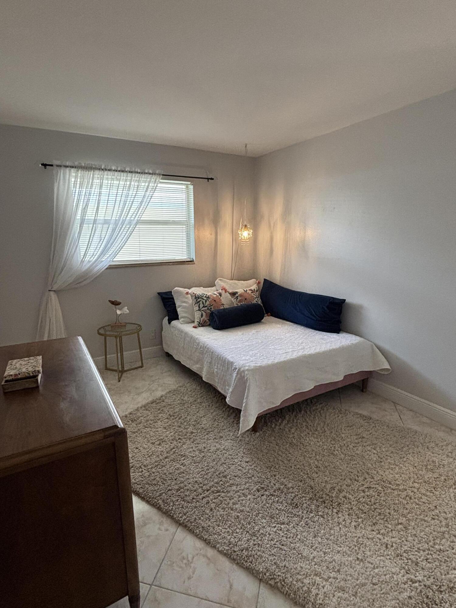 510 Prosperity Farms Road 8b