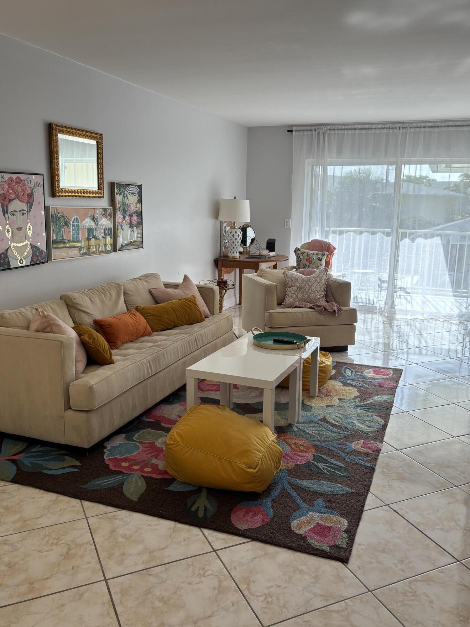 510 Prosperity Farms Road 8b