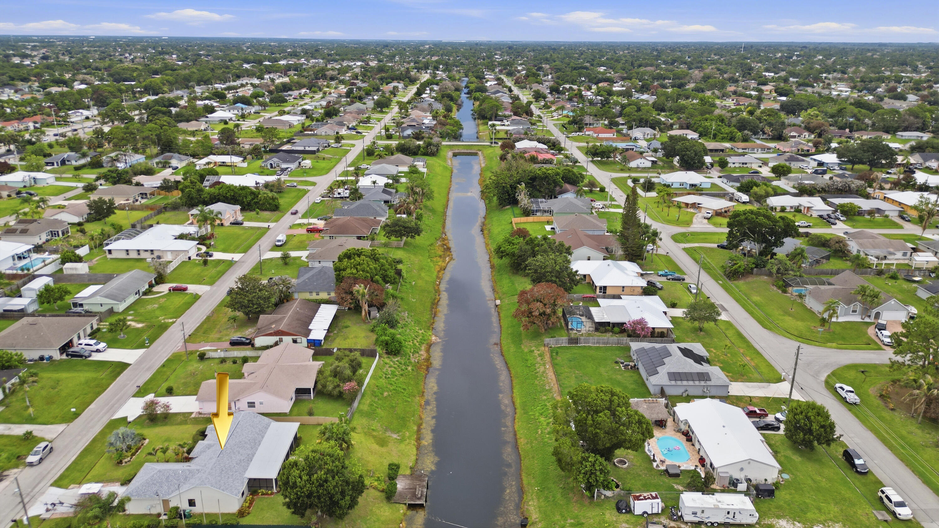 383 SE Whitmore Drive, Port St. Lucie
