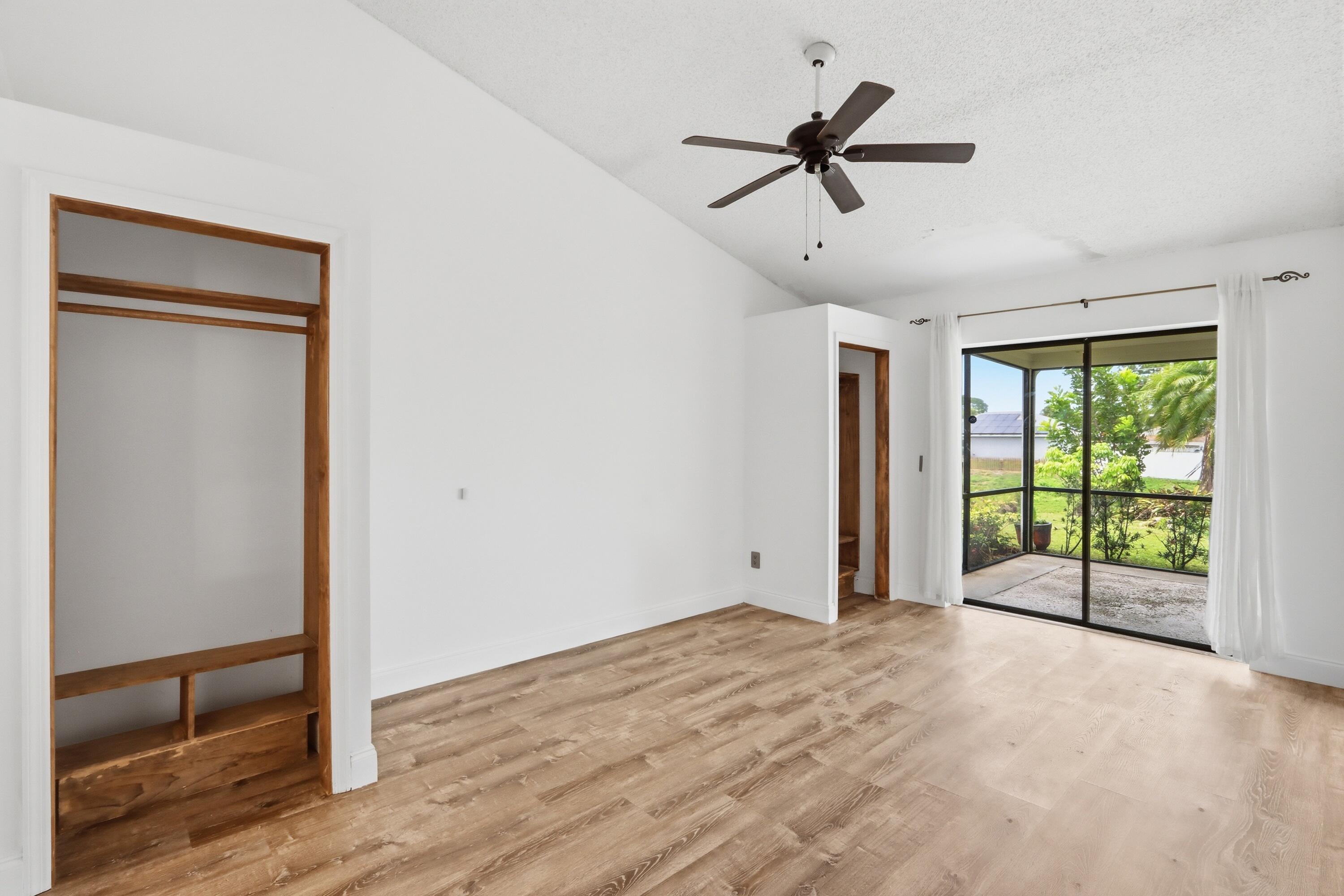 383 SE Whitmore Drive, Port St. Lucie