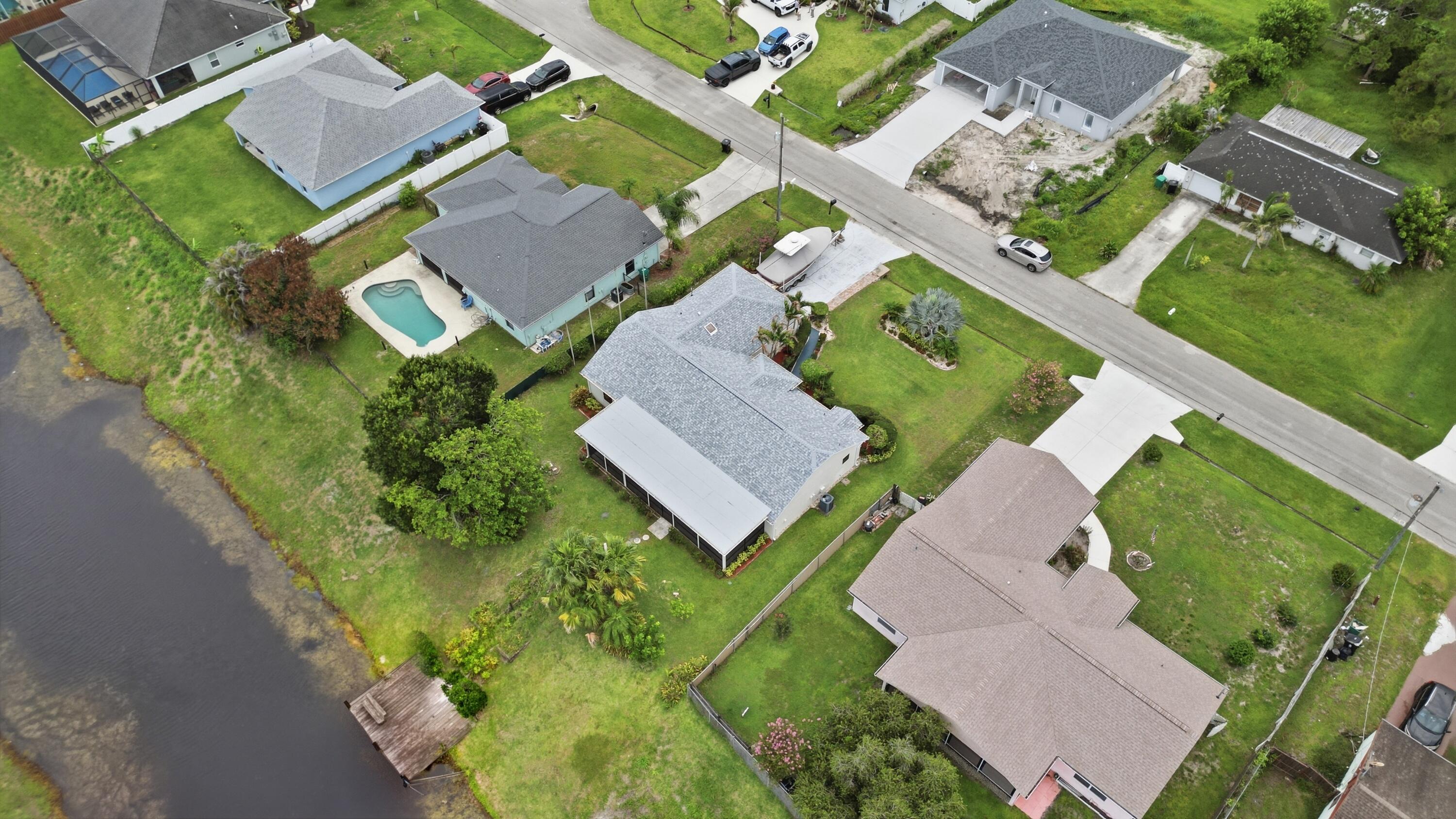 383 SE Whitmore Drive, Port St. Lucie