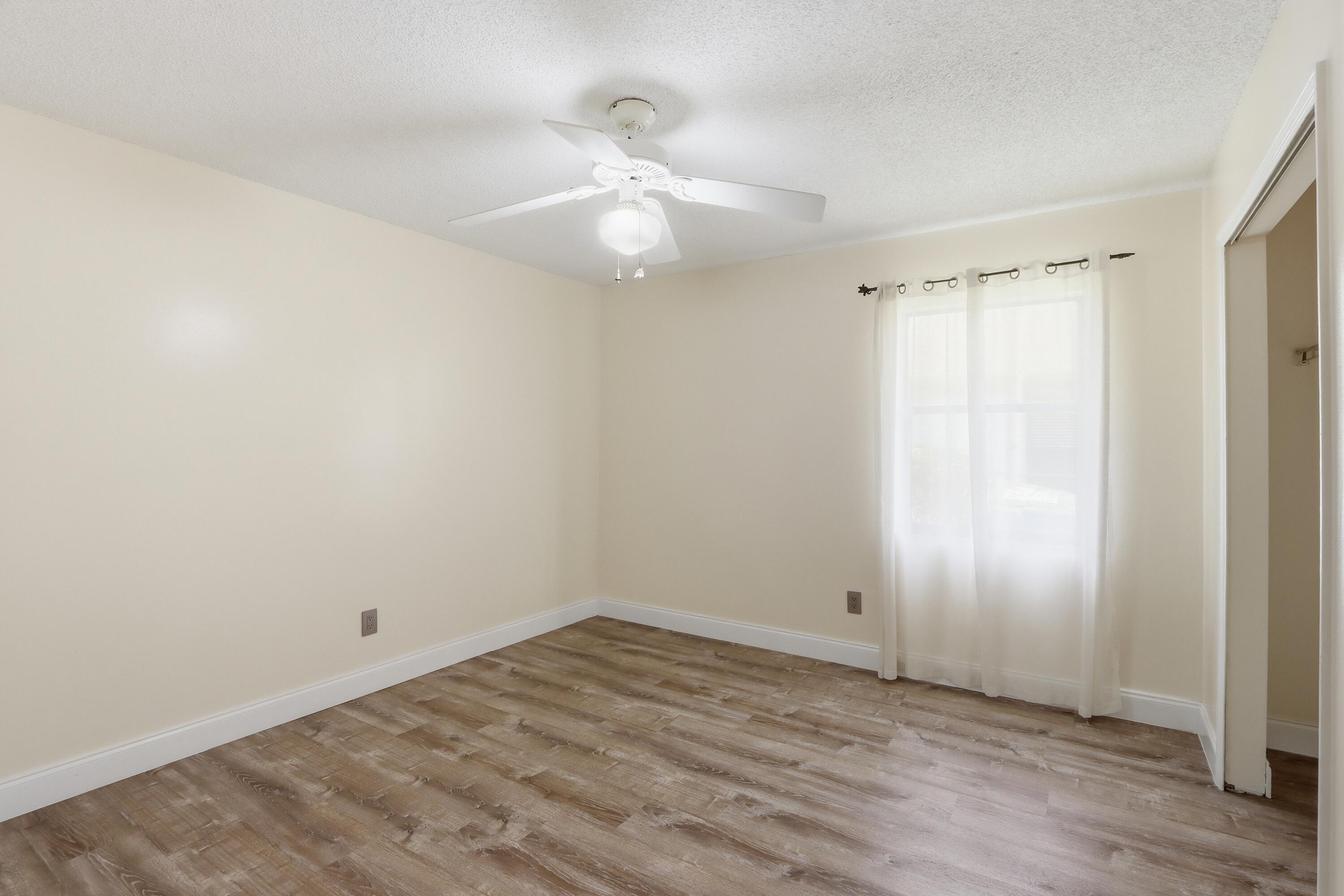 383 SE Whitmore Drive, Port St. Lucie