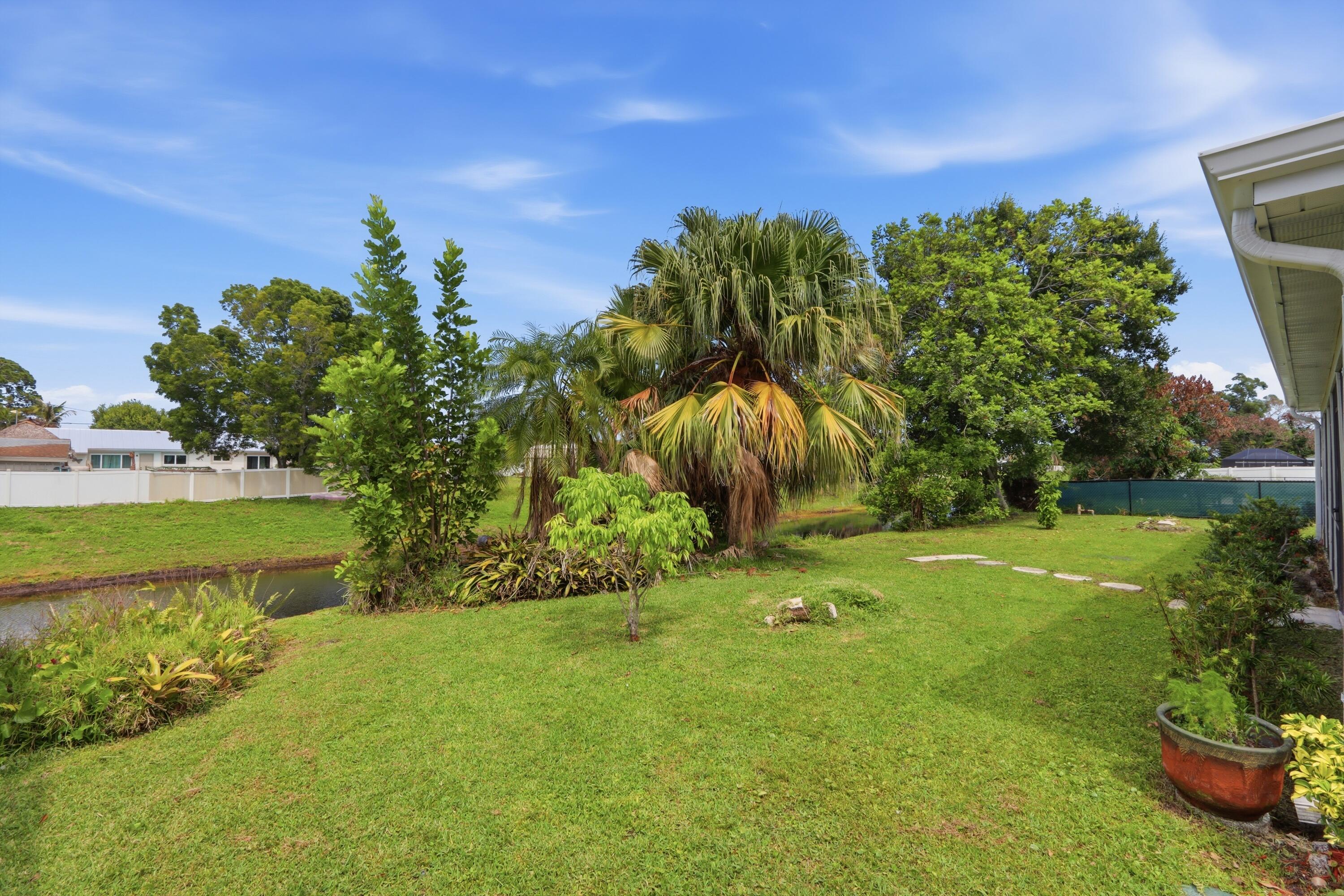 383 SE Whitmore Drive, Port St. Lucie