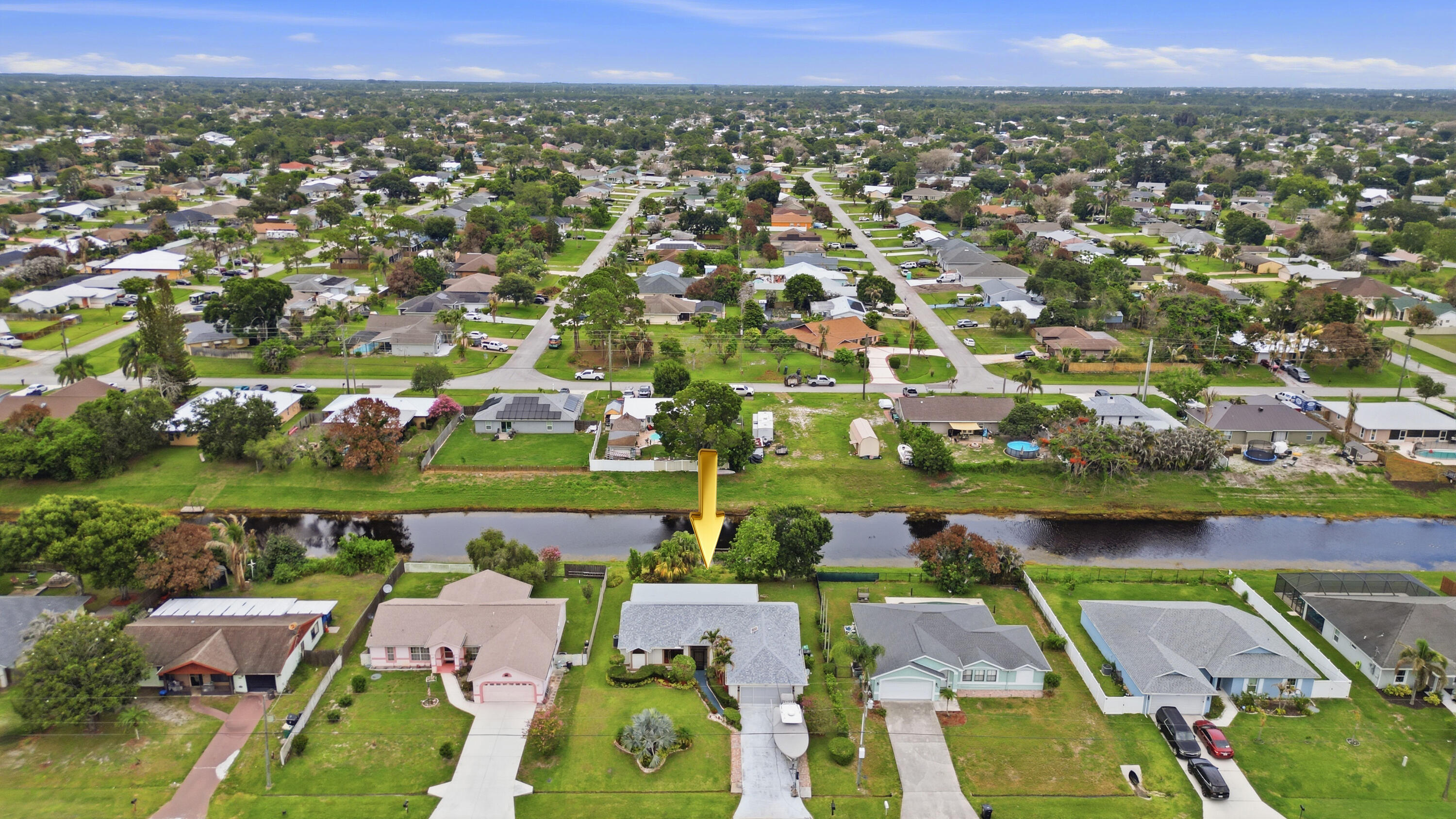 383 SE Whitmore Drive, Port St. Lucie