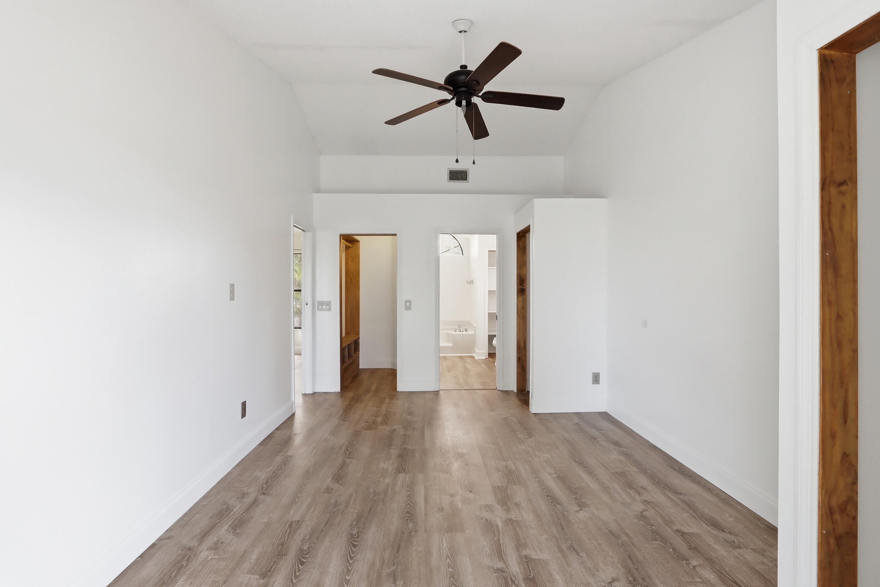 383 SE Whitmore Drive, Port St. Lucie
